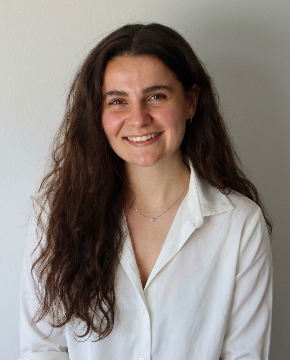 Chloè, Sales Executive at PipelineTeam